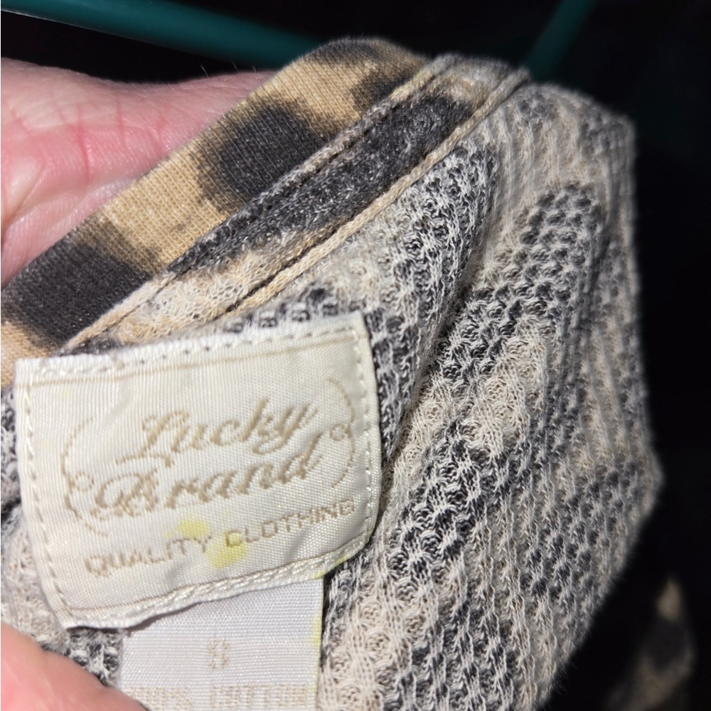 Lucky Brand Textured Knit Top in Cream and Gray